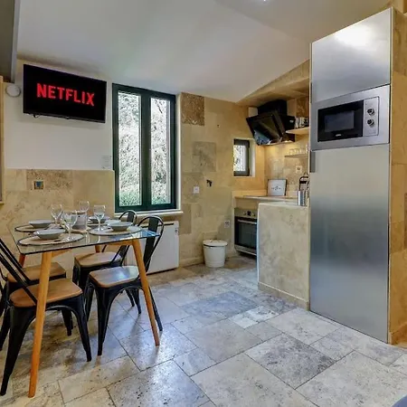 Le Coin Vintage I Hyper Centre I Bourguignon & Cozy *